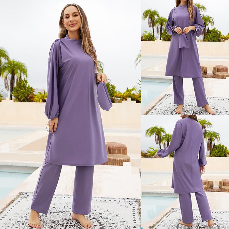 La minirobe satinée col bateau drapé | Robes Robes Femme