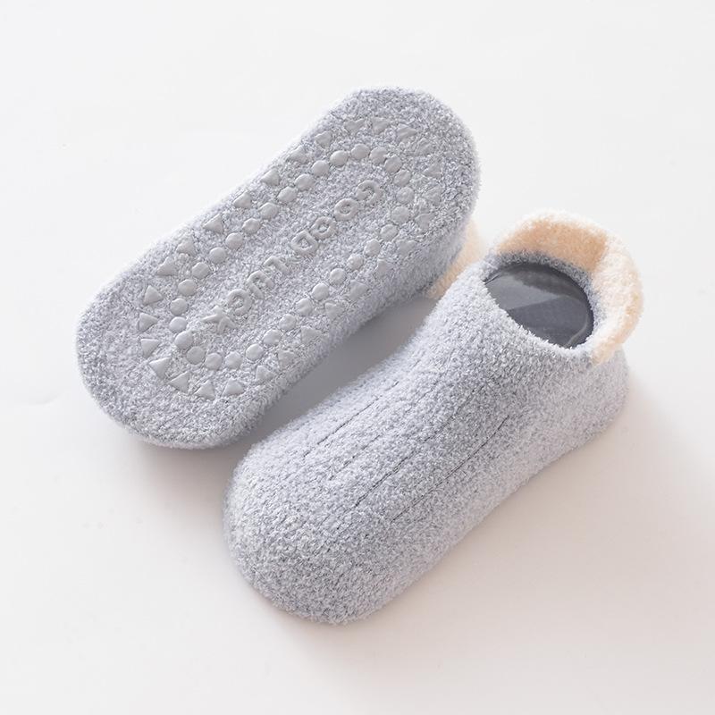 La pantoufle tricot peluche | Pantoufles Femme Chaussures Femme