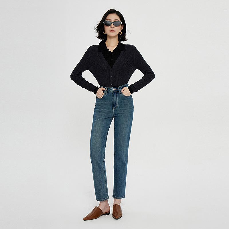 Le jean étroit coupé court Momo | Jeans Jeans Femme