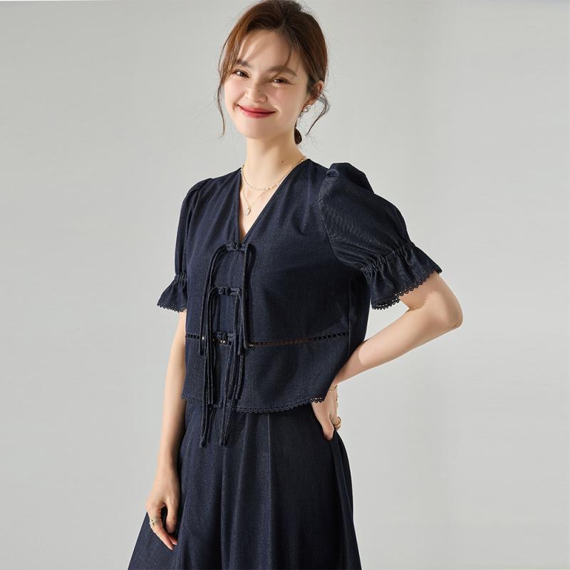 La blouse nid-d’abeilles carreaux bleus deux façons | Blouses et chemises Blouses et chemises Blouses et chemises